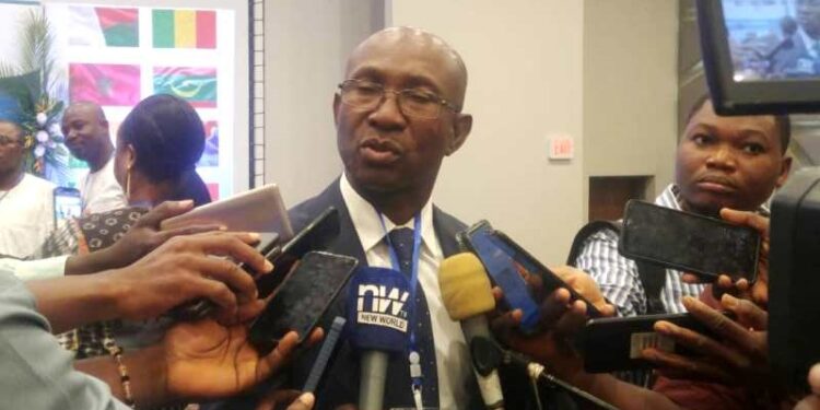 Quand les institutions de crédit violent allègrement les statuts du corps notarial : la Chambre Nationale des Notaires du Togo interpelle la BCEAO et Sani Yaya Que dit la HAPLUCIA, l’OTR, le Ministère de l’économie et des finances…