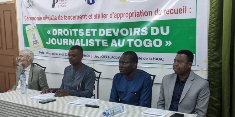 DROITS ET DEVOIRS DE LA PRESSE Un recueil de compilation de textes juridiques et réglementaires lancé et disséminé le 7 août à Lomé