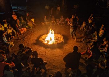 Conte : les filles du roi –	Il était une fois –	Deux fois !