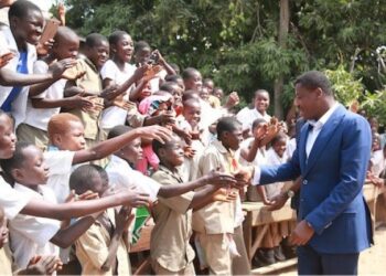 L’école africaine sur l’autel des Longévistes : autopsie d’un otage sacrifié